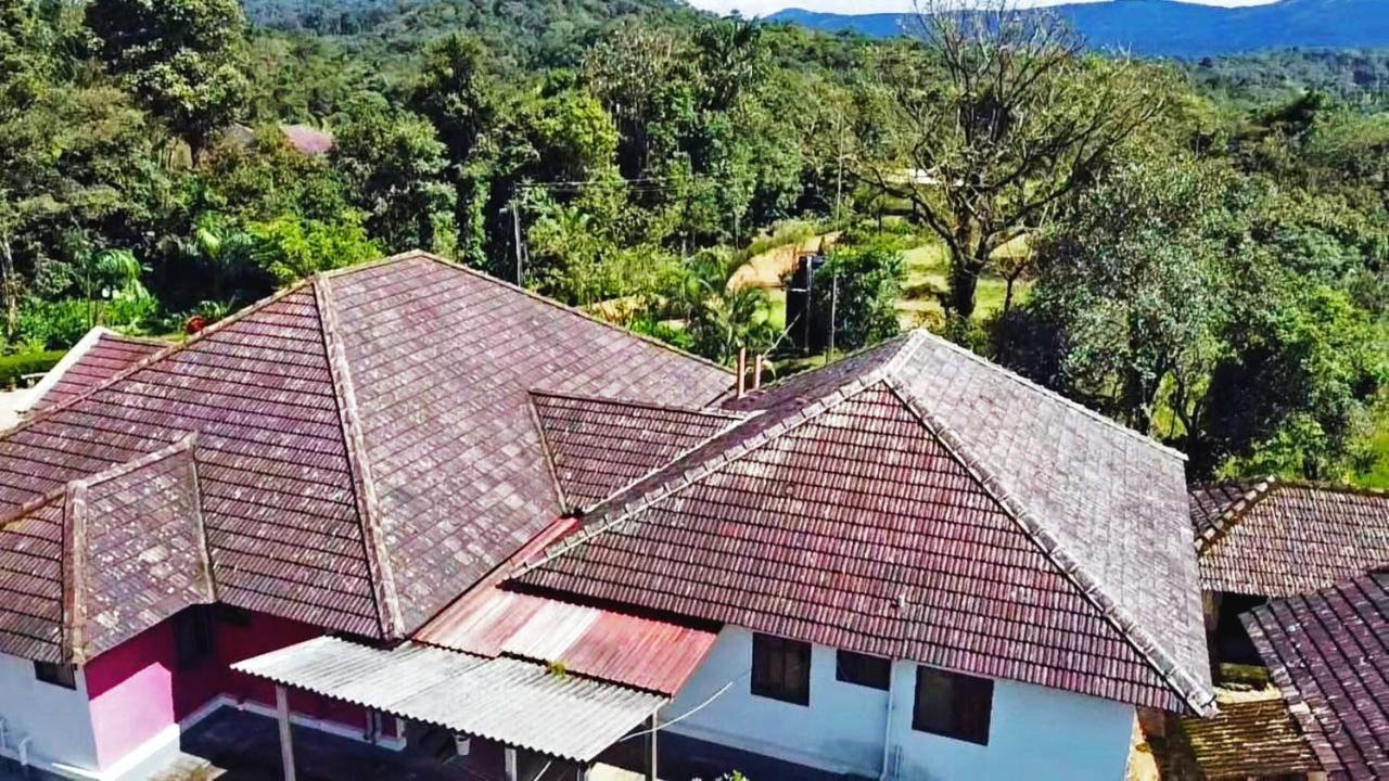 ساكليشبور Staymaker Kasargali Homestay المظهر الخارجي الصورة