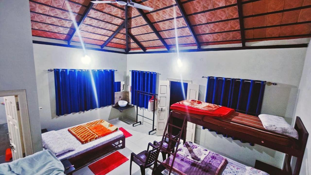 ساكليشبور Staymaker Kasargali Homestay المظهر الخارجي الصورة